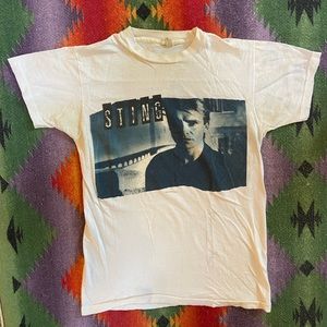 VINTAGE STING 1985 BAND T SHIRT SIZE SMALL GOOD CONDITION WHITE